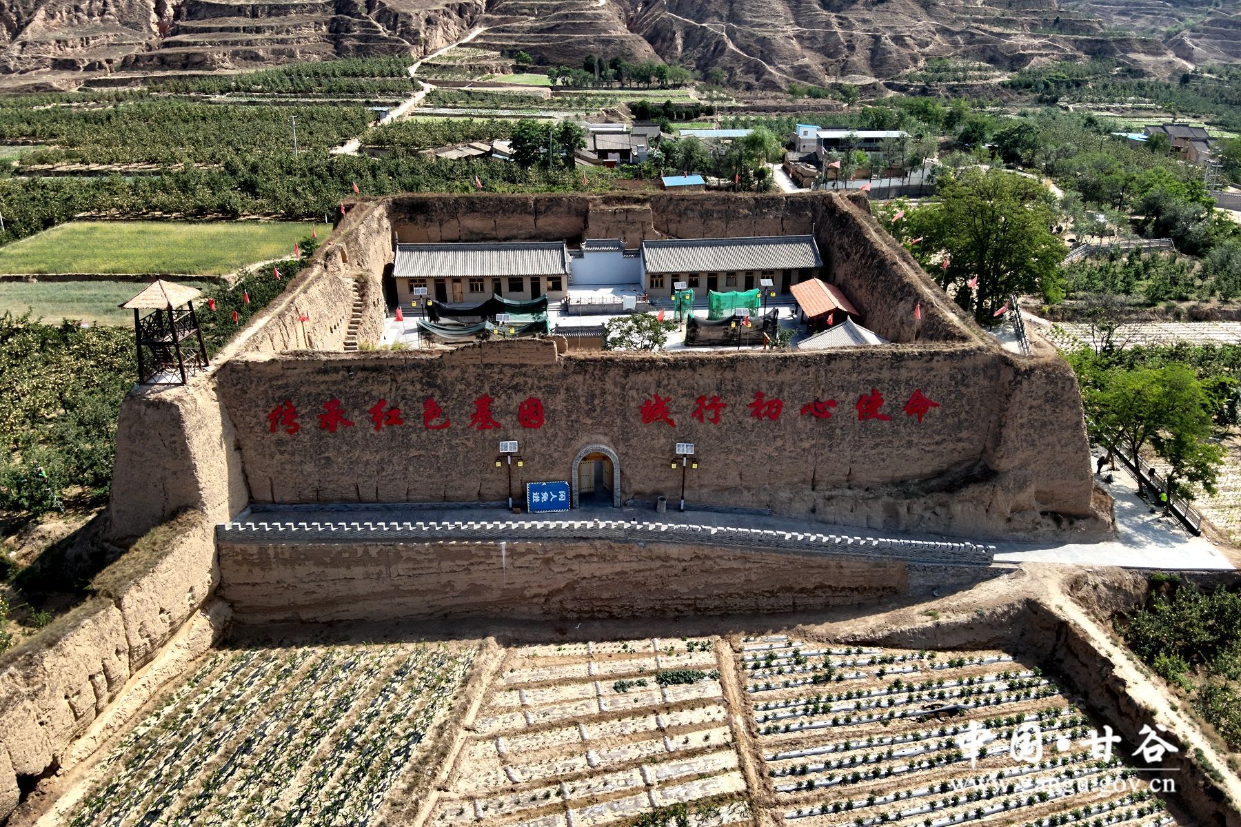 1765108400561002177 1765108400561002177