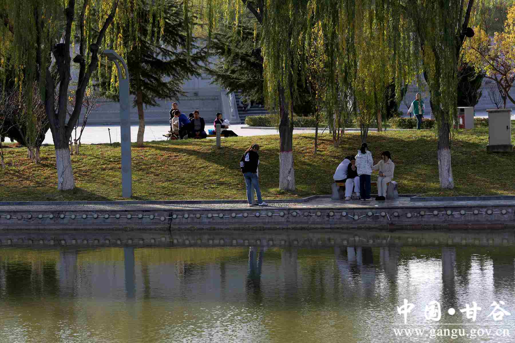 靳宝生 (18) 靳宝生 (18)