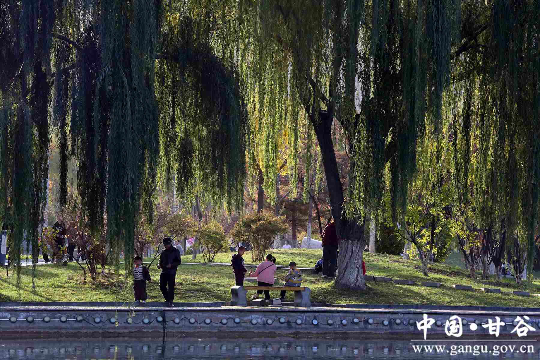 靳宝生 (25) 靳宝生 (25)