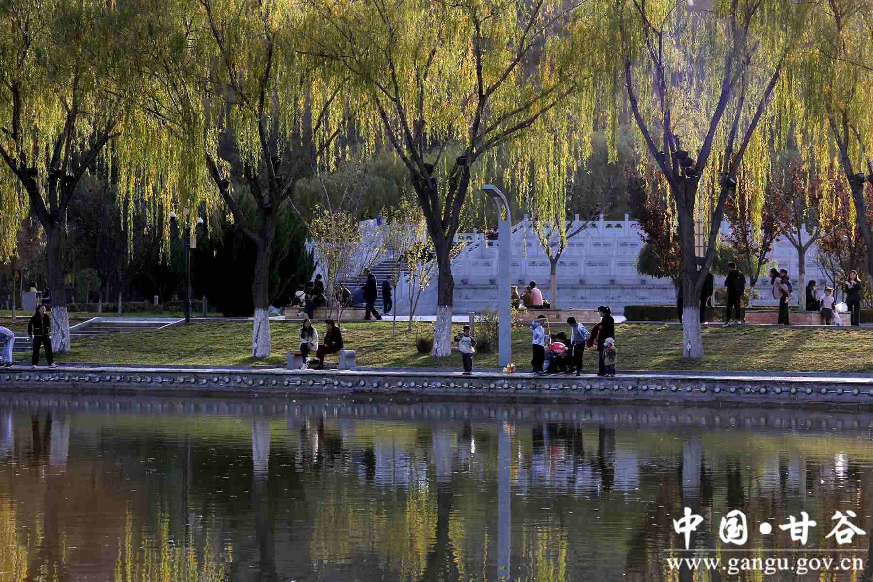 靳宝生 (23) 靳宝生 (23)