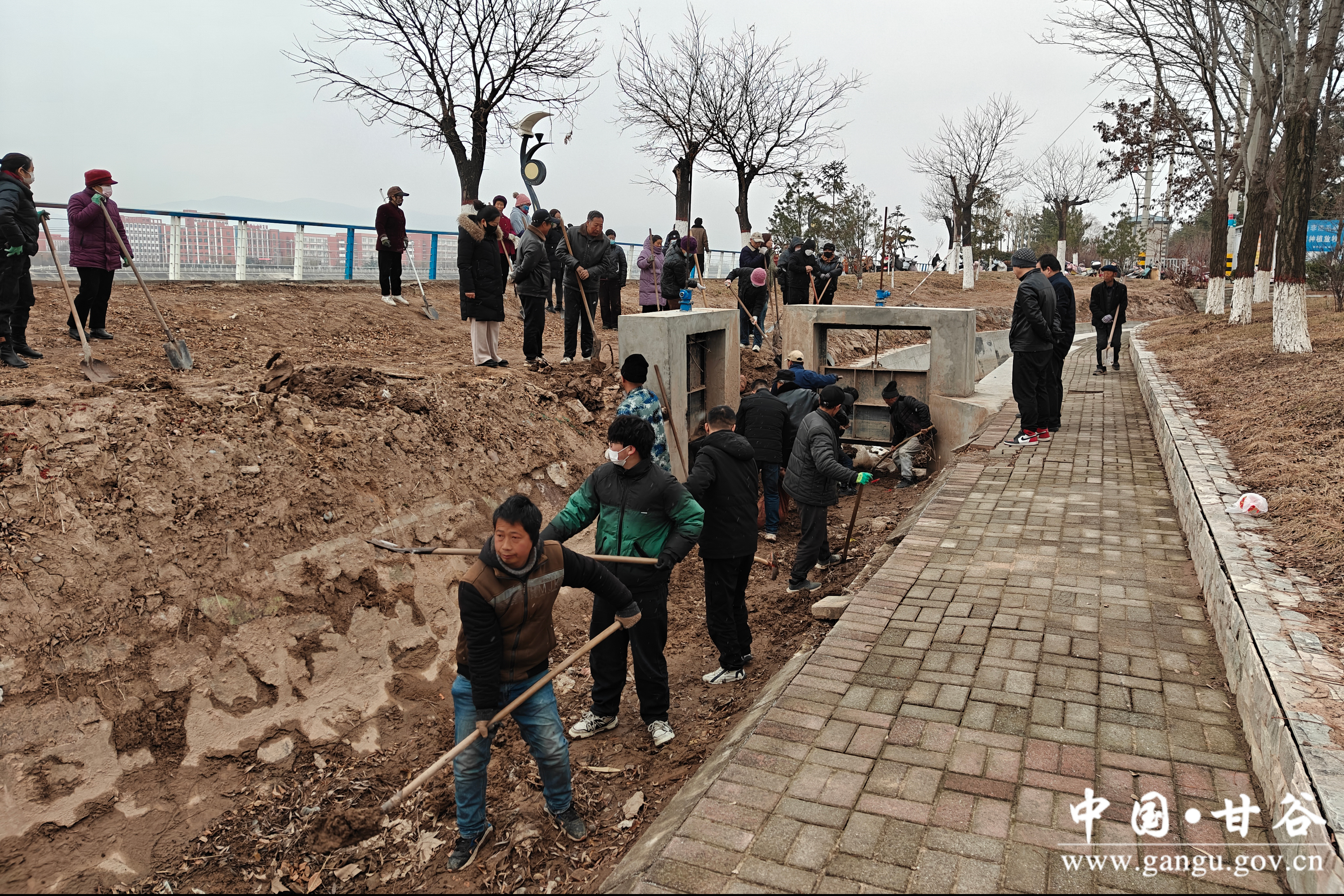 1740382599923061464.jpg 1740382599923061464.jpg