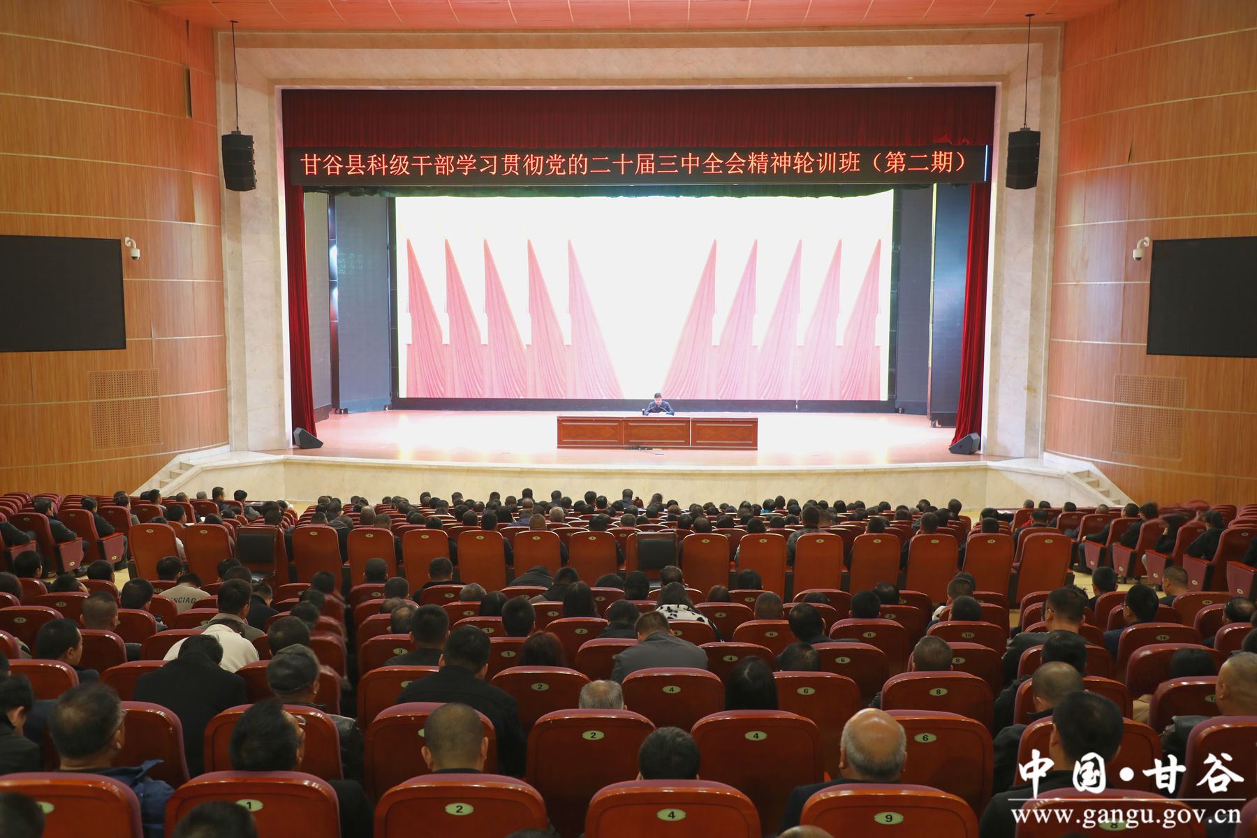 db779985faebe6f94d56cd99552e4ec_副本 db779985faebe6f94d56cd99552e4ec_副本