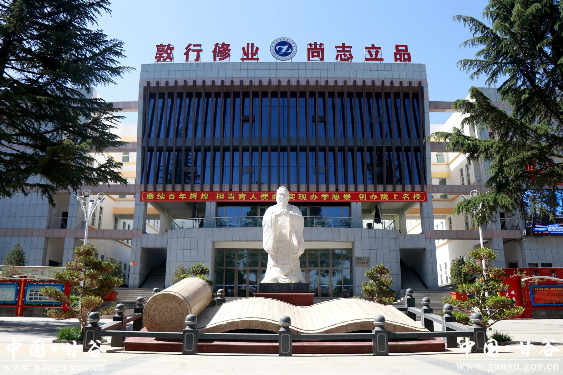 1730792502354079378.jpg 1730792502354079378.jpg