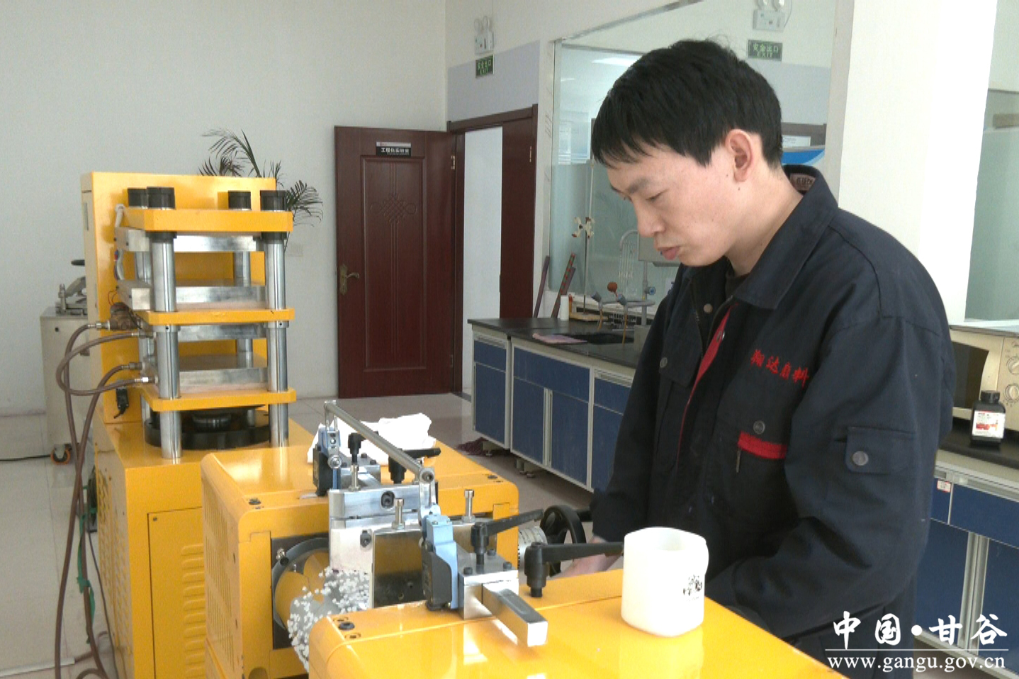 1739786300786055068.jpg 1739786300786055068.jpg