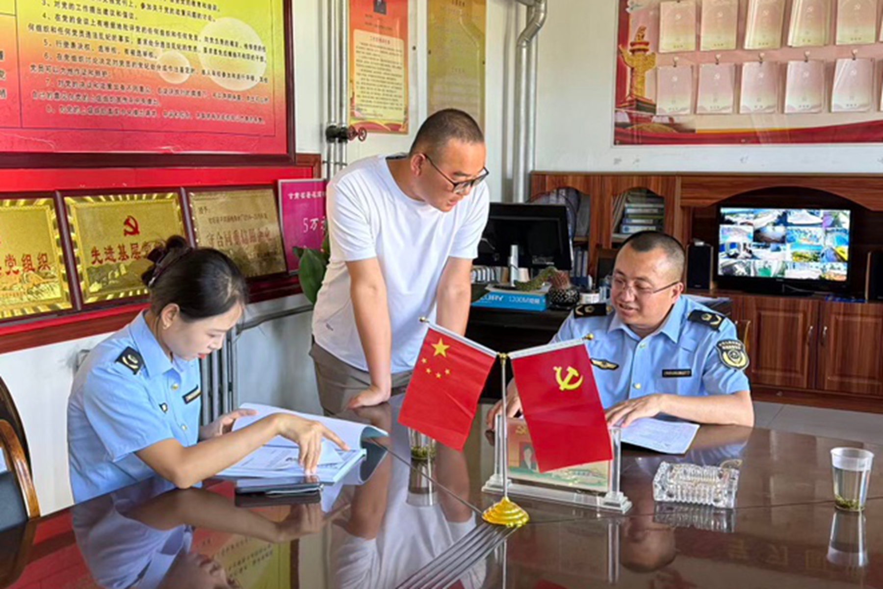 1.32_副本 1.32_副本