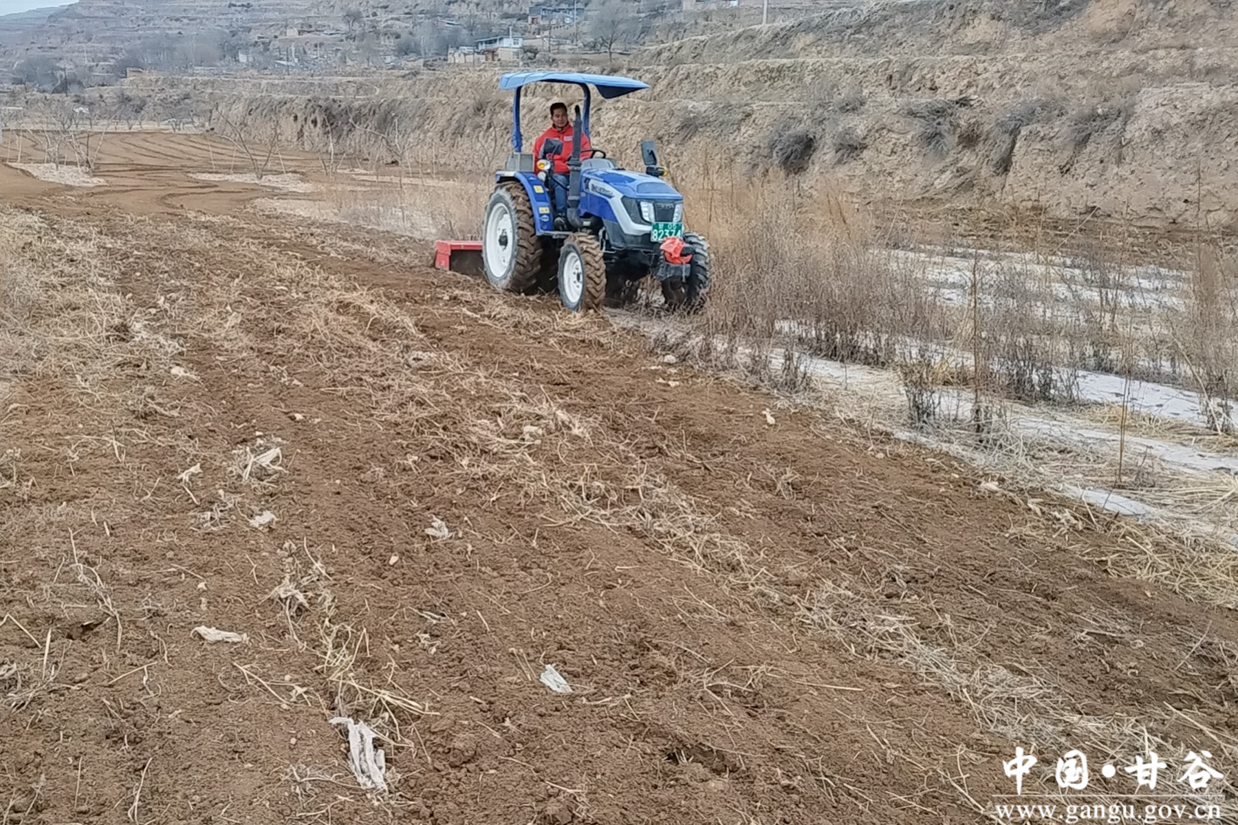 33fb5c1ee15040d7b389467d68a94a6d 33fb5c1ee15040d7b389467d68a94a6d