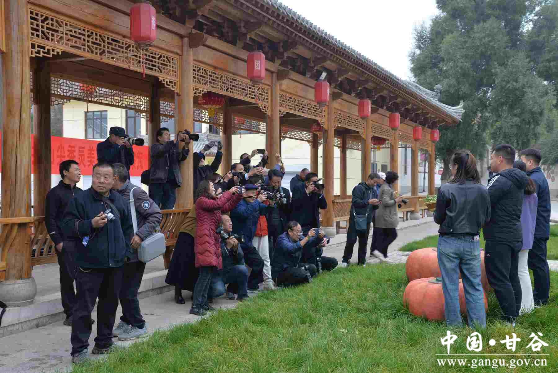 巩建平 (24) 巩建平 (24)