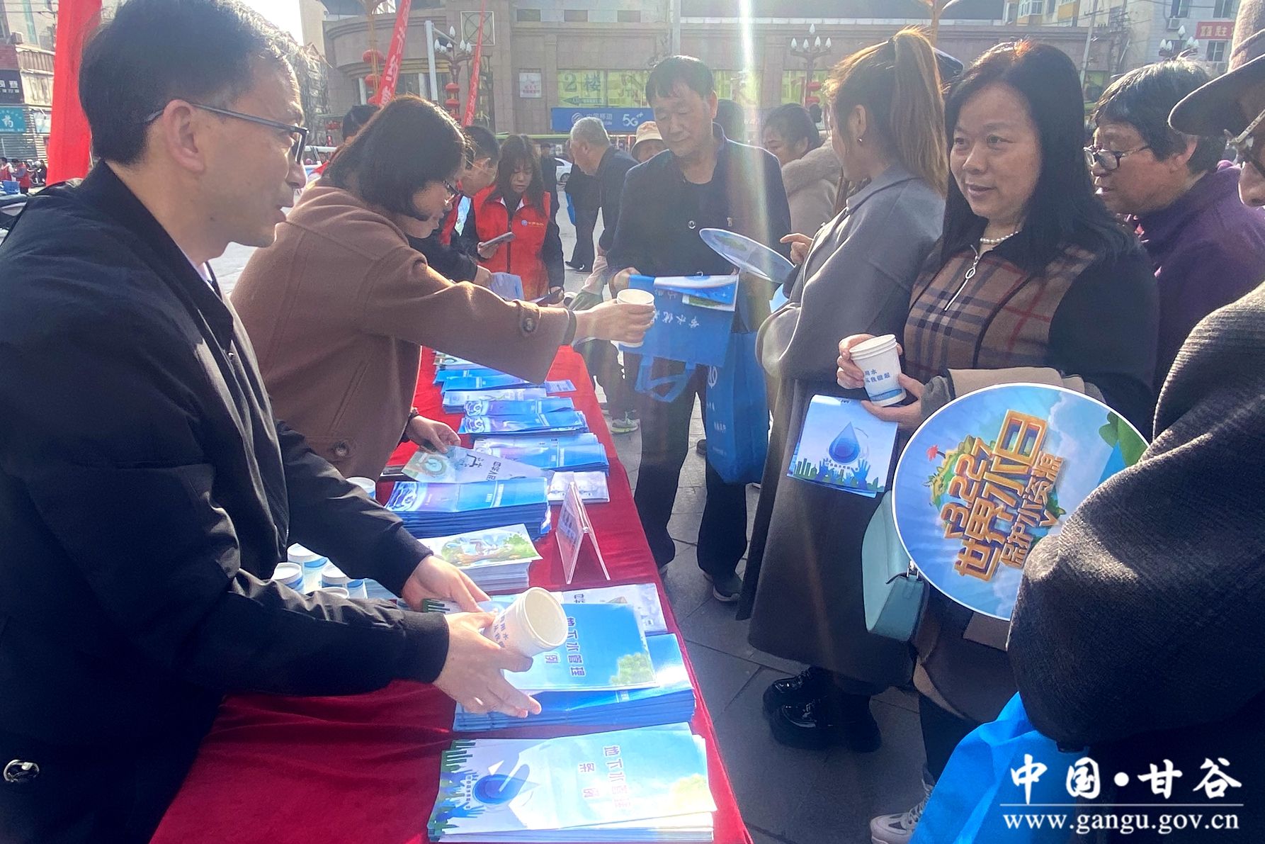 f988da0d93d55fc550da6a636699f4e f988da0d93d55fc550da6a636699f4e