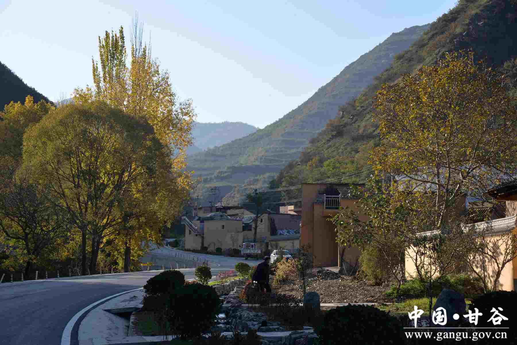 巩建平 (18) 巩建平 (18)