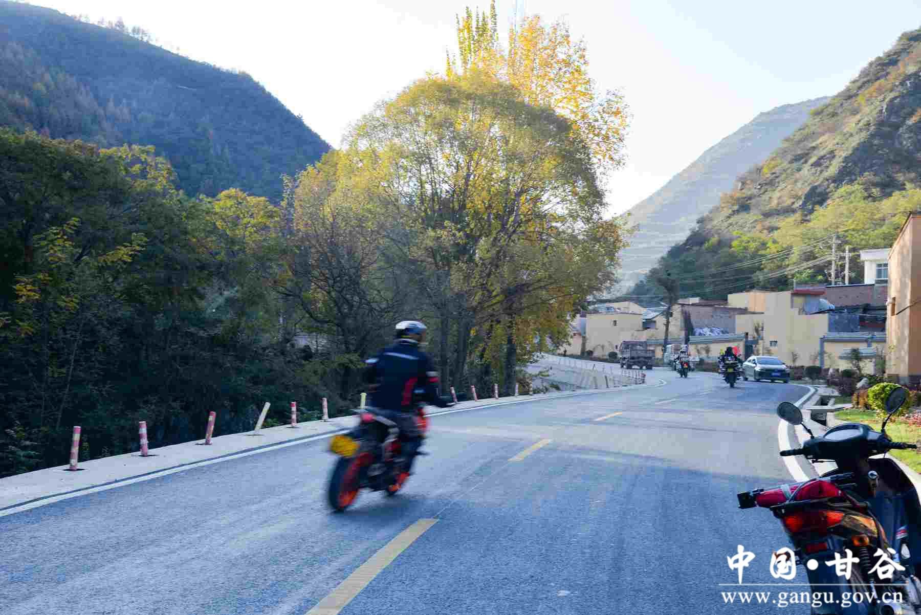 巩建平 (21) 巩建平 (21)