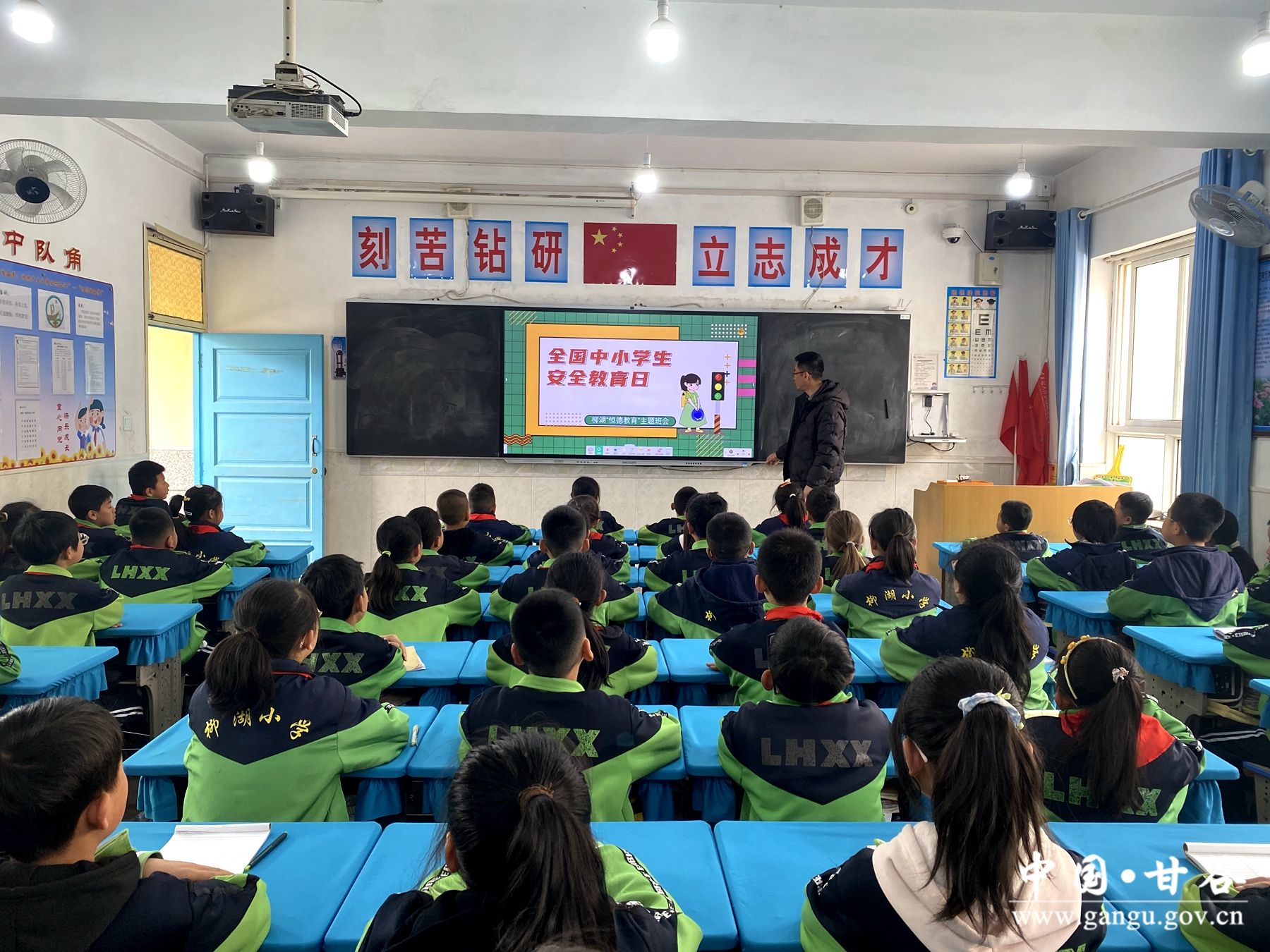 a5f26c3dfc7b171f567f1cdb6bd821e a5f26c3dfc7b171f567f1cdb6bd821e