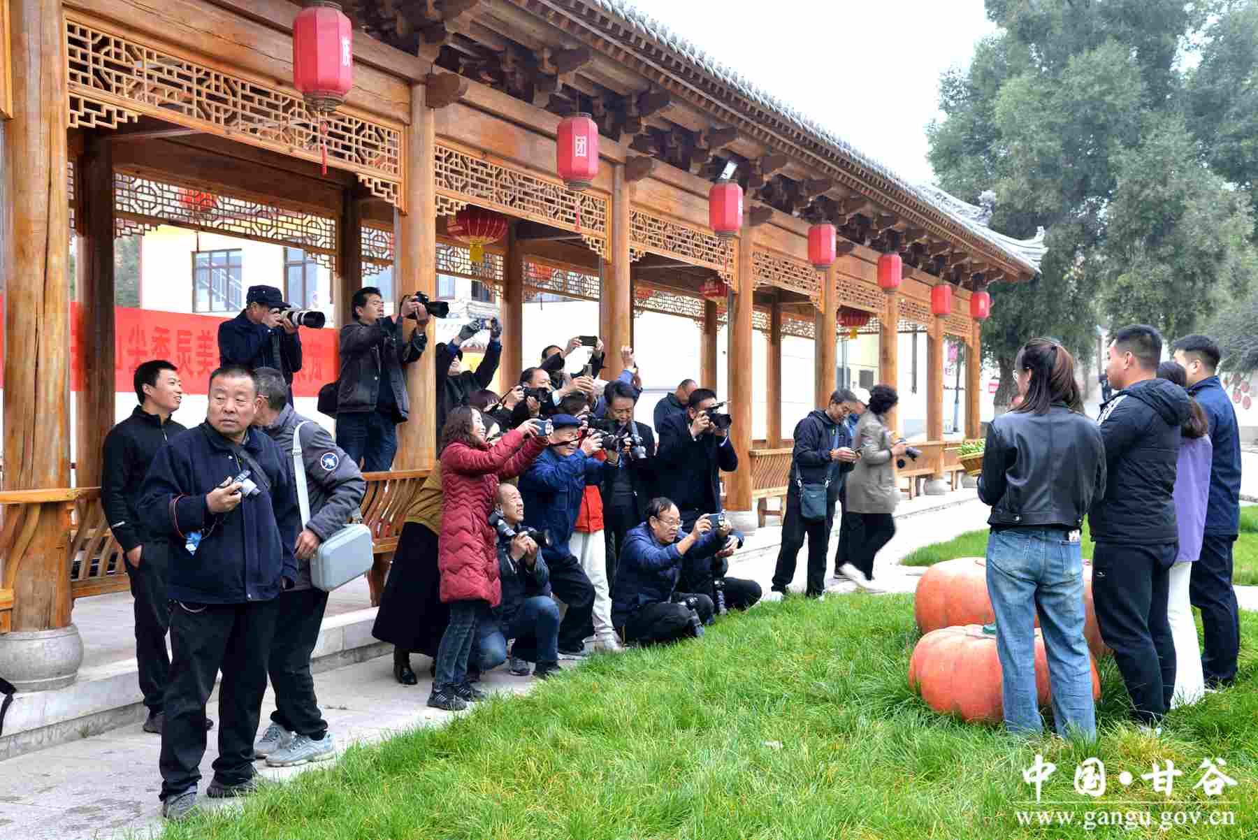 巩建平 (24) 巩建平 (24)