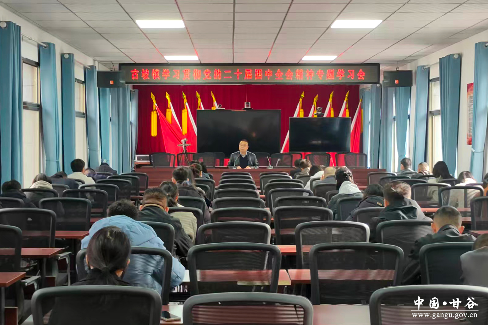 1762311996431003927.jpg 1762311996431003927.jpg