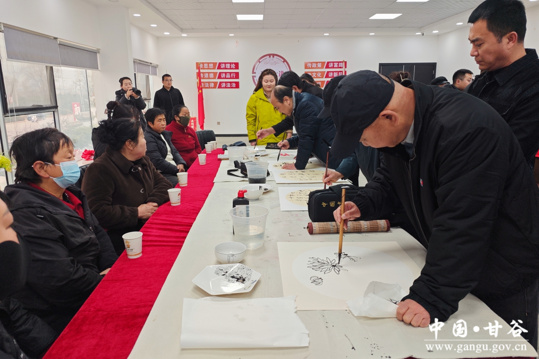 7d8f9062ae9449d49337827bf8a89a07 7d8f9062ae9449d49337827bf8a89a07