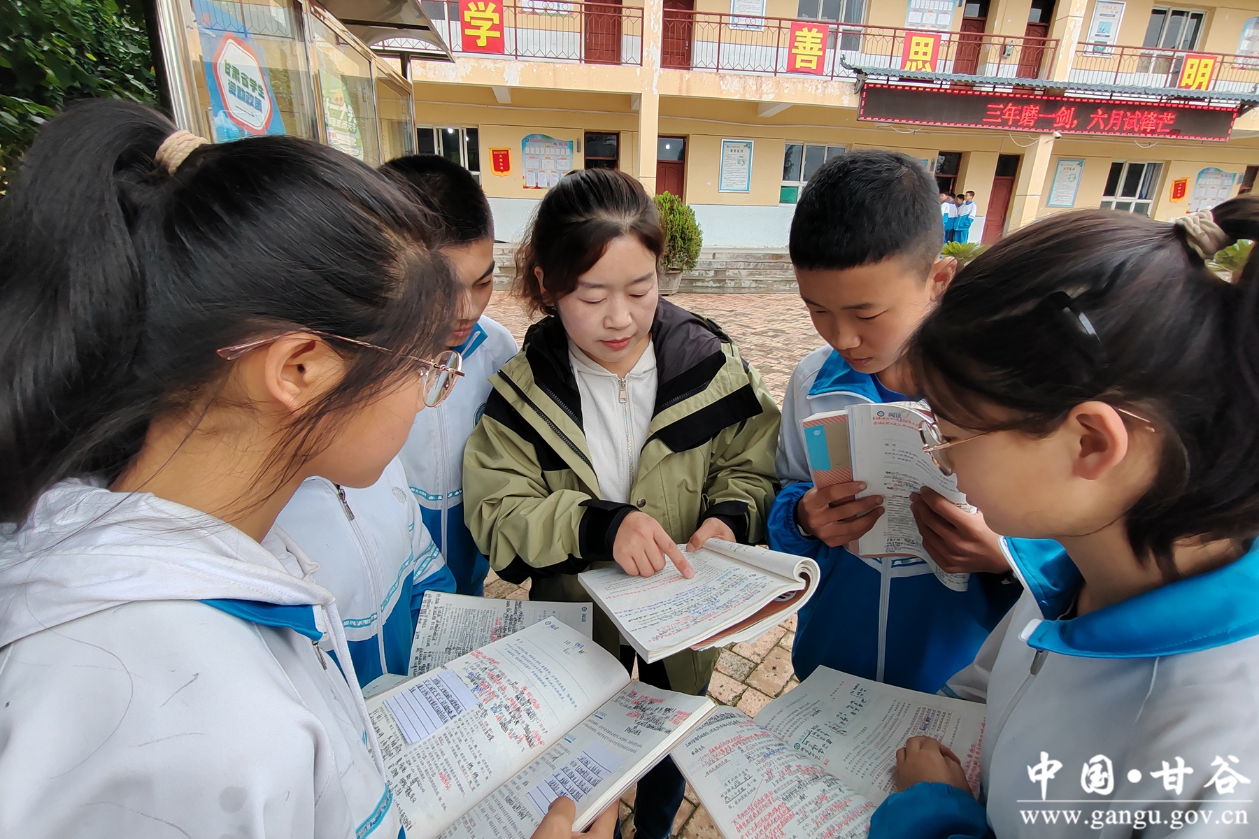 c1910694e7a719e10d3fb6c80aac93b c1910694e7a719e10d3fb6c80aac93b