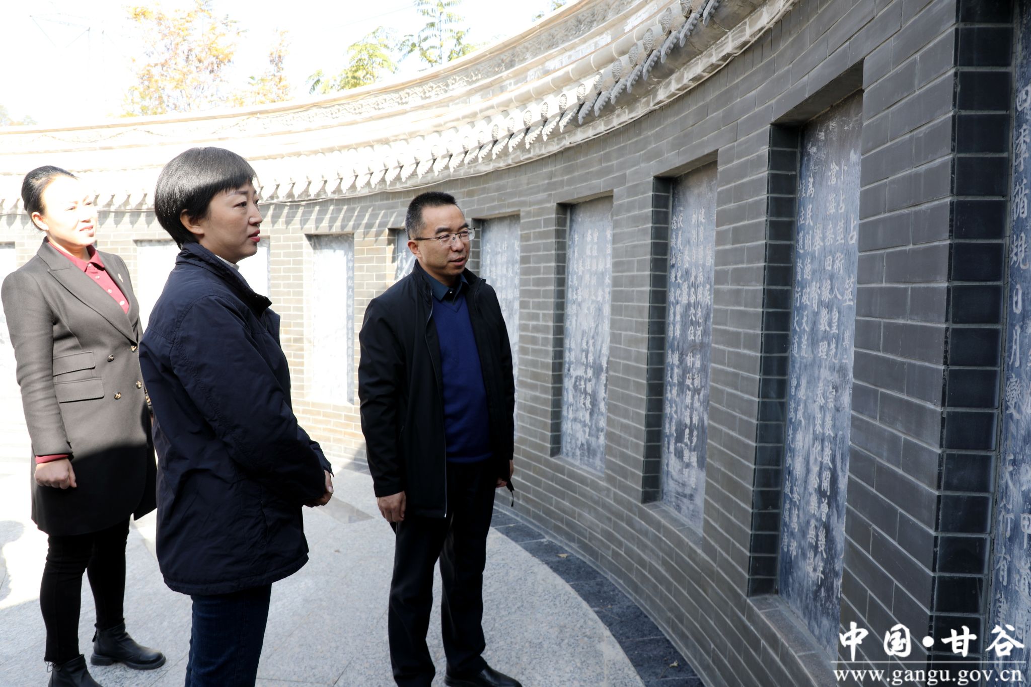 王文东在甘谷调研历史文化古迹,非遗文化产业和主要景