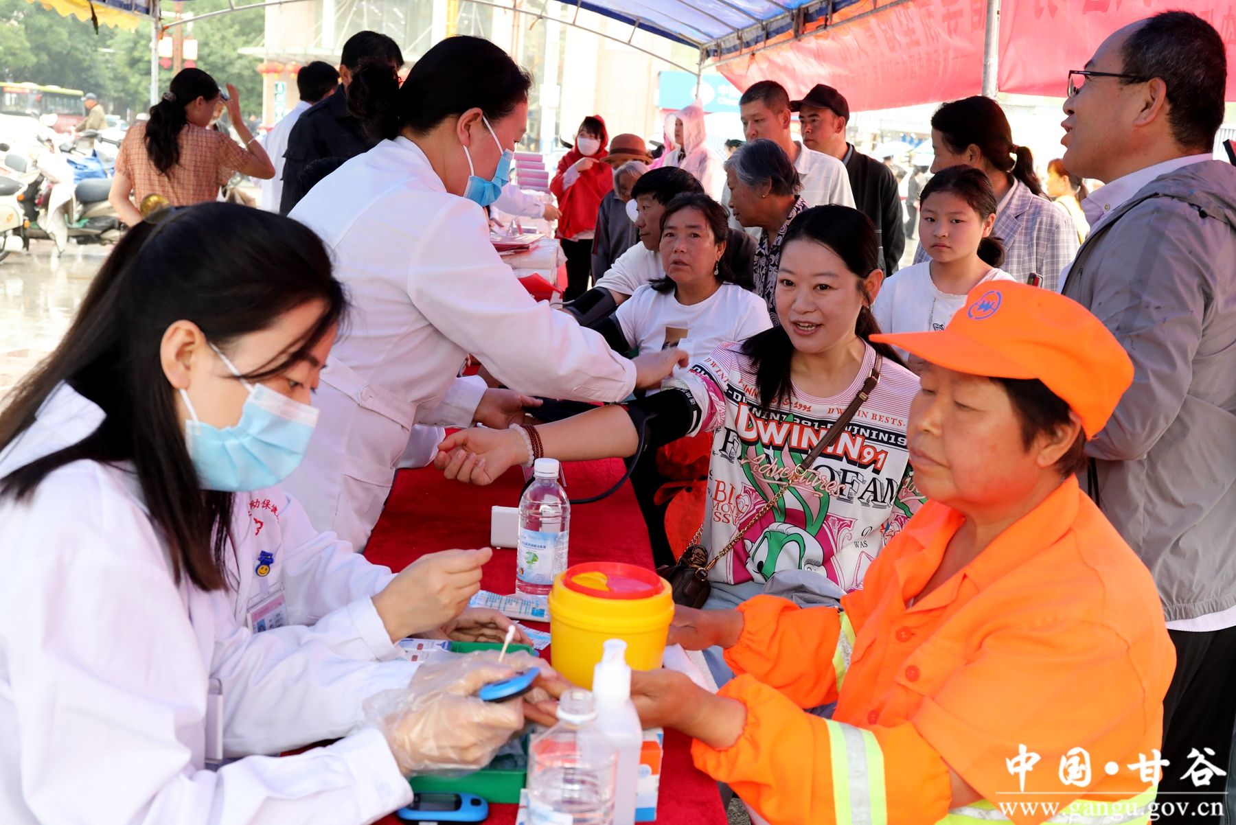 甘谷县青春健康"沟通之道"家长成长项目启动