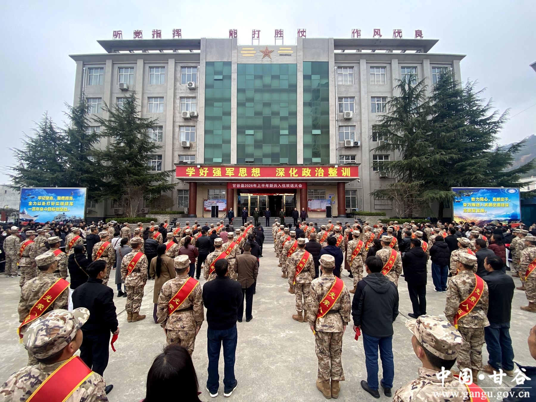 126b8a95516d3ae4e91782e974a825f3 126b8a95516d3ae4e91782e974a825f3