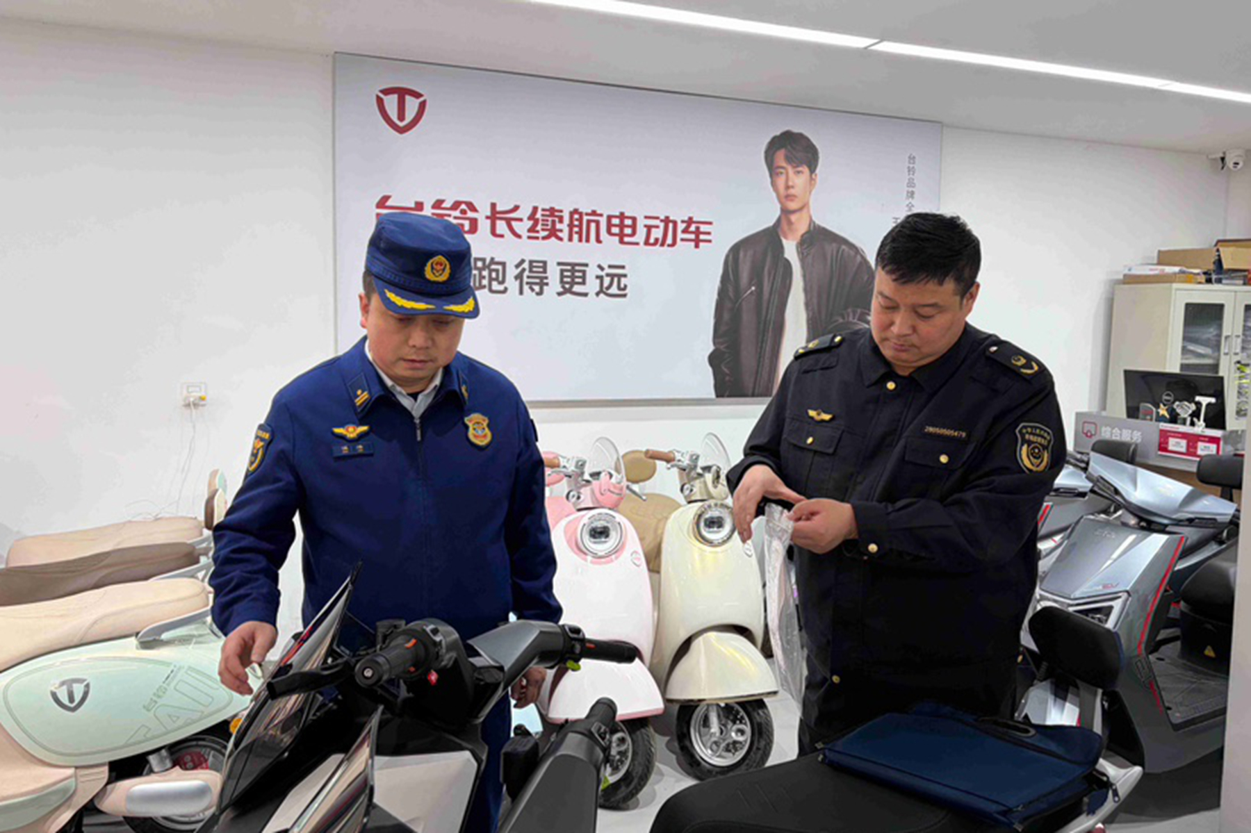 67c2c2ea75074aaa8b418823b325d287 67c2c2ea75074aaa8b418823b325d287