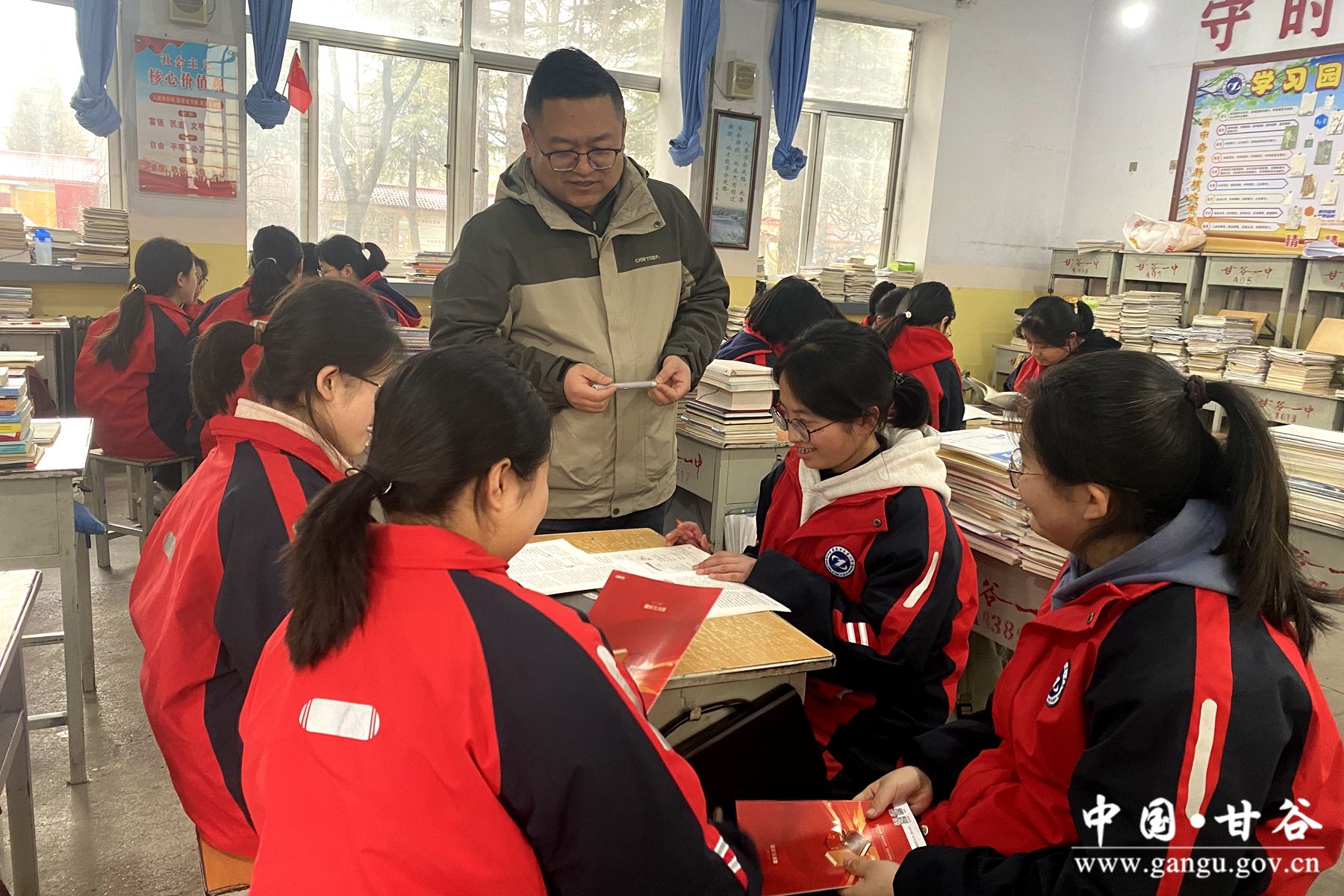 a129df18f14ab8c79eb767293b1a8cd a129df18f14ab8c79eb767293b1a8cd