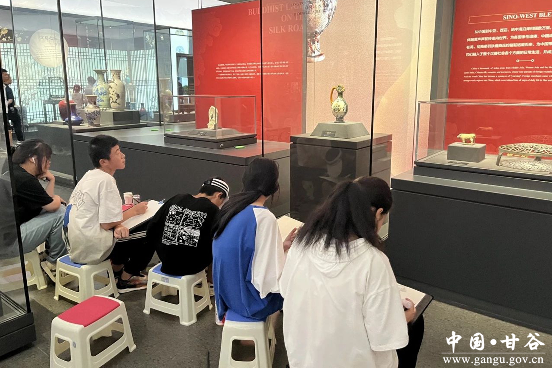 e7e4d3bf746d4fae9e90c65fc68e122d e7e4d3bf746d4fae9e90c65fc68e122d