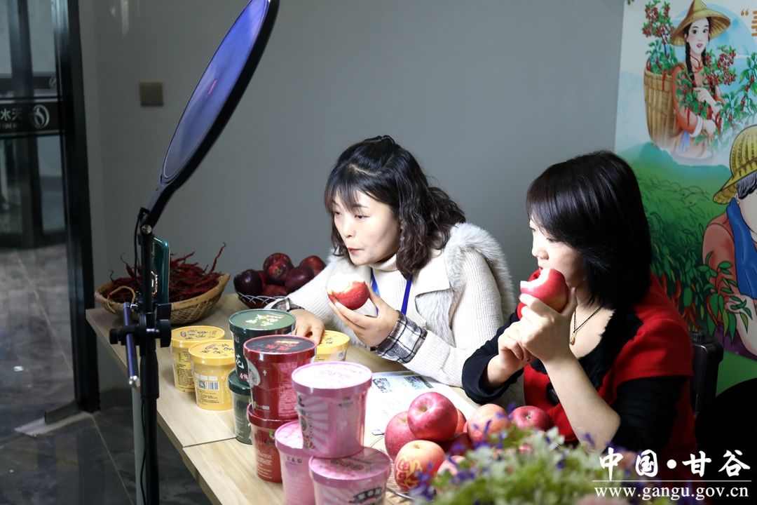 1702263450966053478.jpg 1702263450966053478.jpg