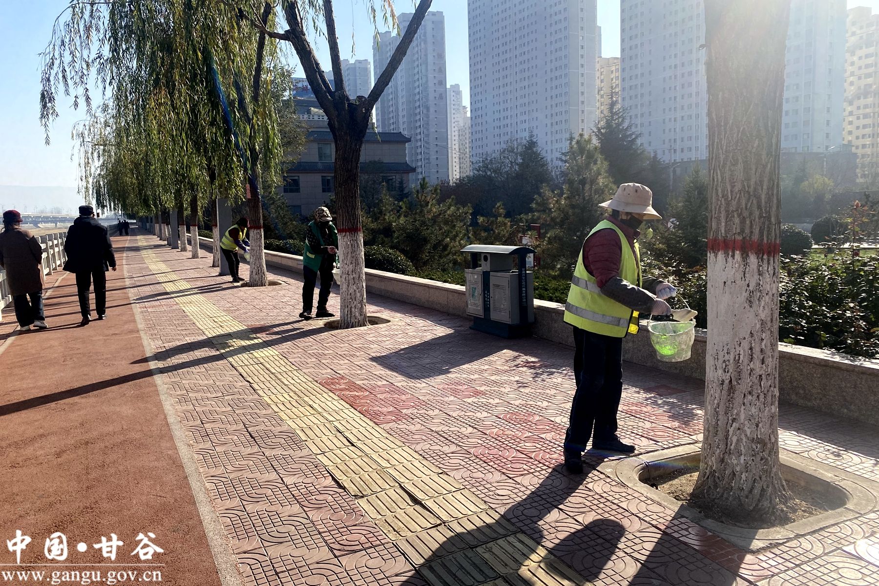 dc052590b5ccac3adbc2f3b22431a60e dc052590b5ccac3adbc2f3b22431a60e