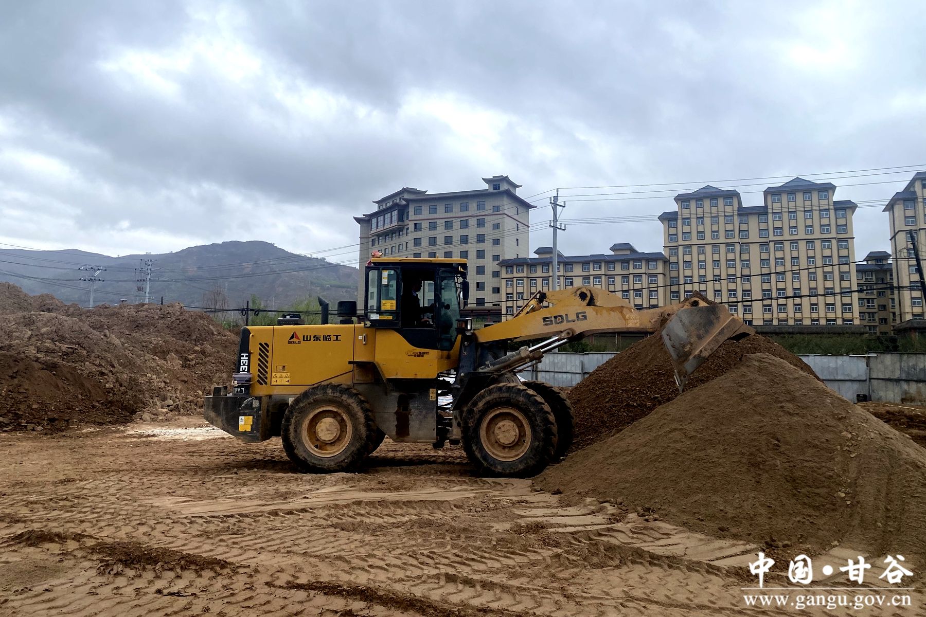 c598015ba2ff0378b88de84e3037dbde c598015ba2ff0378b88de84e3037dbde