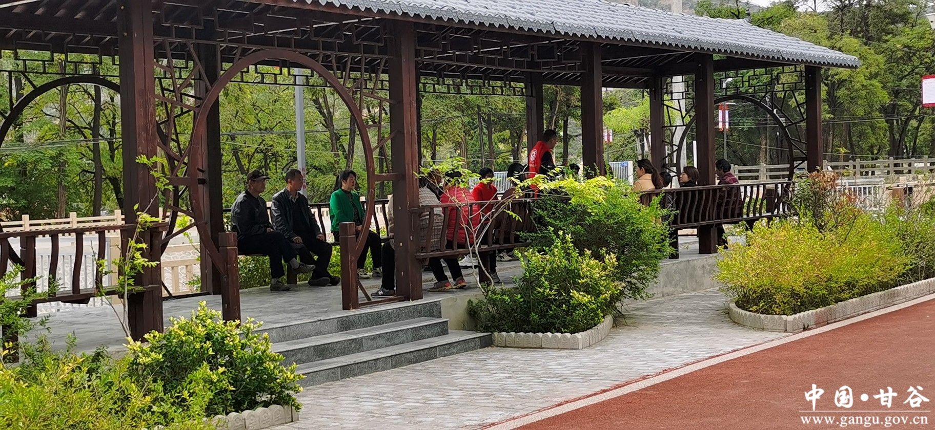 1704361021637065438.jpg 1704361021637065438.jpg