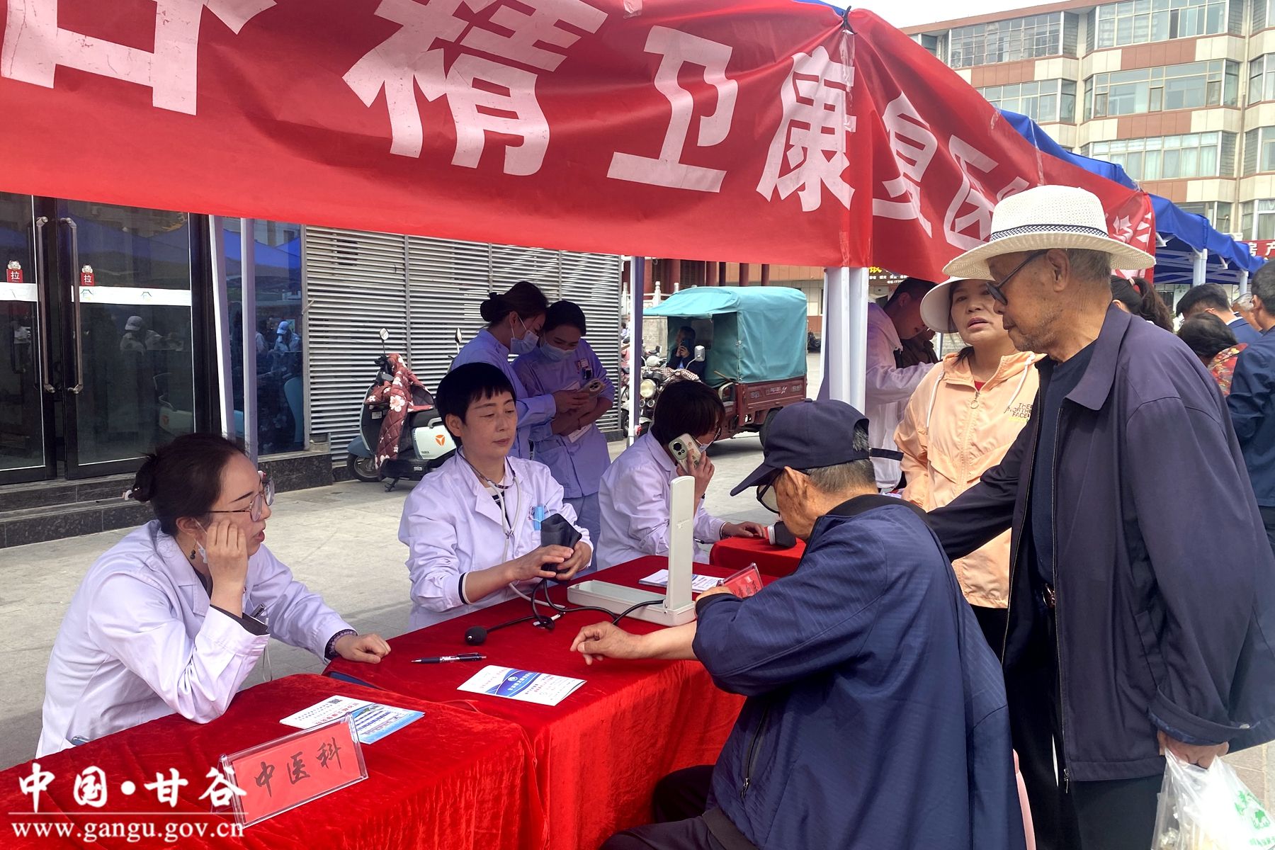 4851b1053471d43b137215bd25c5cda 4851b1053471d43b137215bd25c5cda